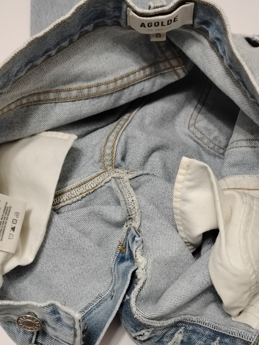 Agolde Riley High Rise Crop Jean W25 - Picture 8 of 10